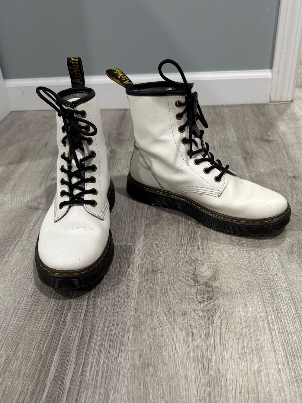 DR.MARTENS Zavala Size 7 Women’s Combat Boots